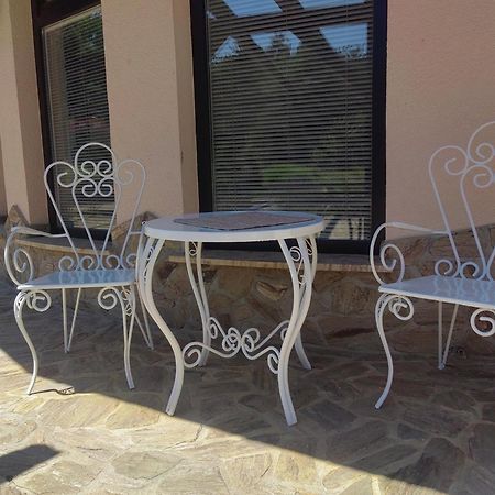 Wow Sleeping Bed & Breakfast Miklavz na Dravskem Polju ภายนอก รูปภาพ